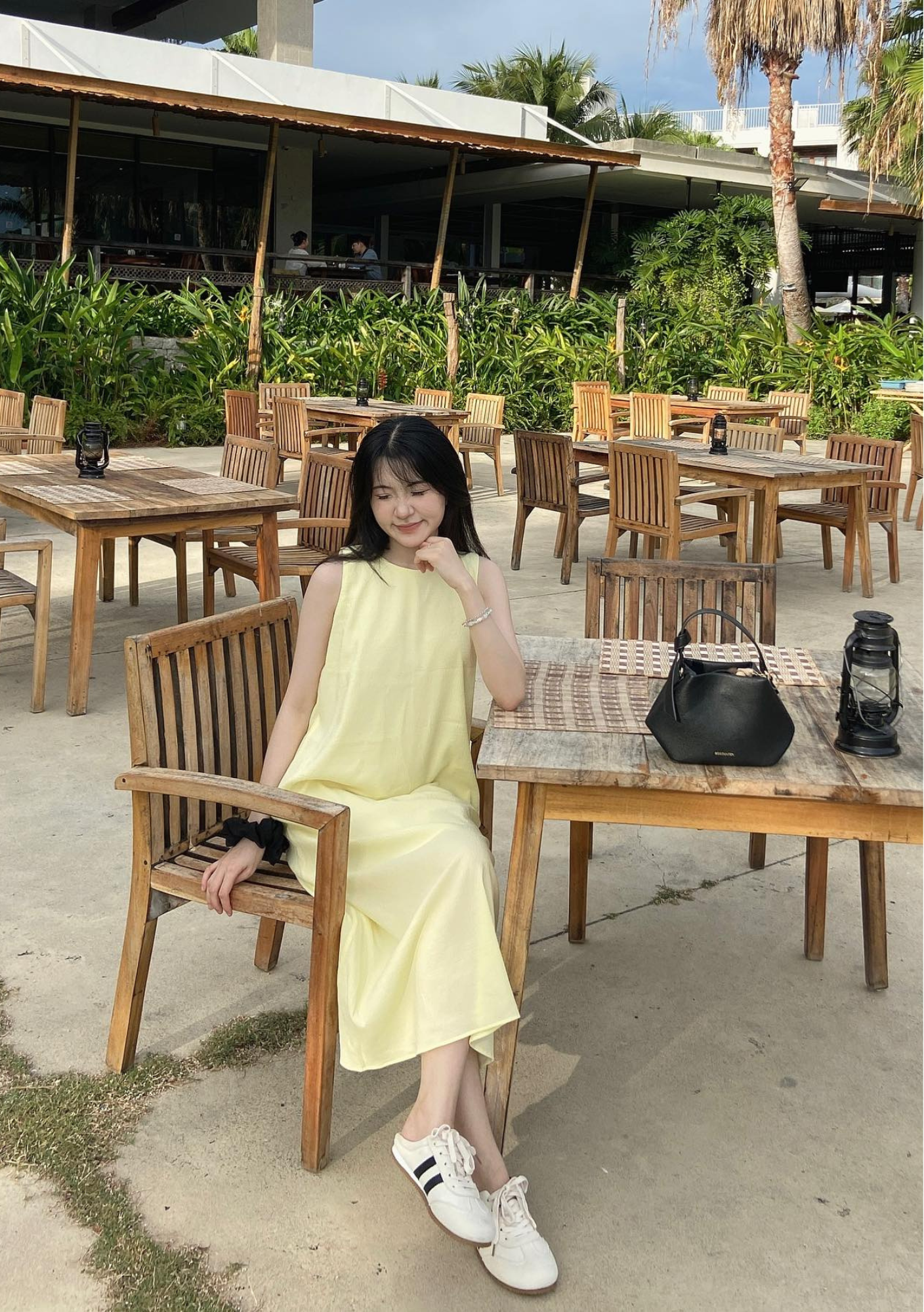 Formal Dress Fashion Minimalist Simple Instagram Post (600 x 600 px) (736 x 736 px) (5.14 x 7.3 in) (5.14 x 7.6 in) (5.14 x 7.3 in) (5)-1