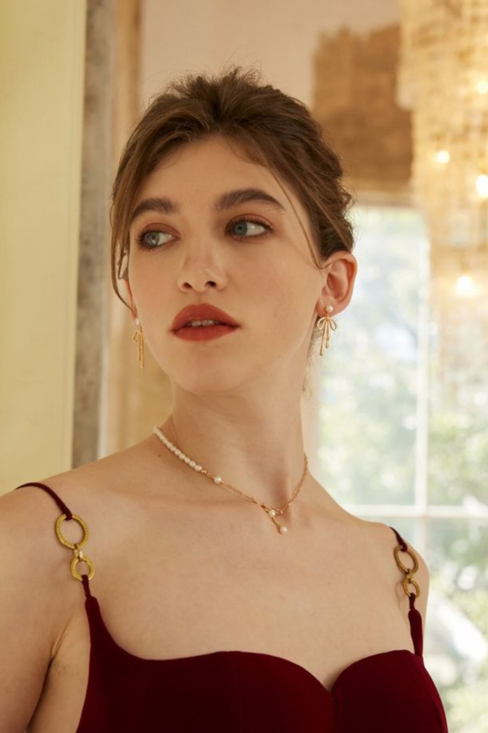 Gray Elegant This Or That Jewelry Instagram Post (Presentation) (6)-1